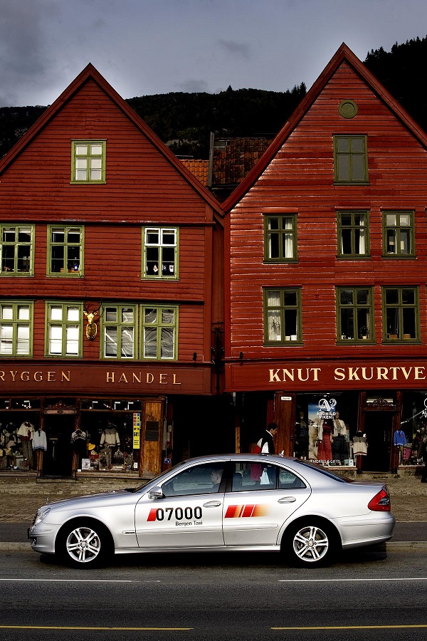 taxi på bryggen